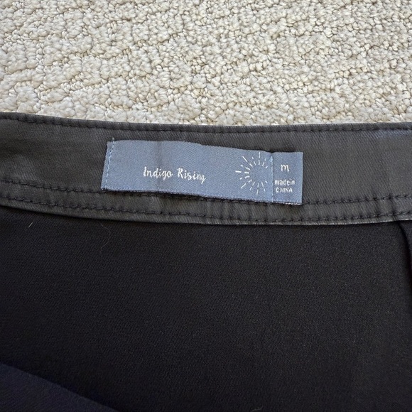 Indigo rising black pleather skirt large mini size medium career office easter - Picture 6 of 9
